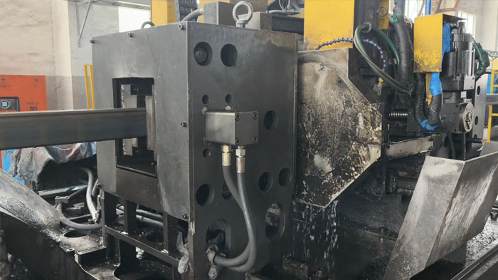 步進(jìn)式電加熱熱處理爐